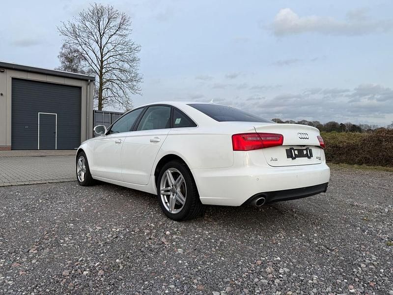 Gebraucht Audi A6 245 PS (180 kW) 2015 Weiß Limousine