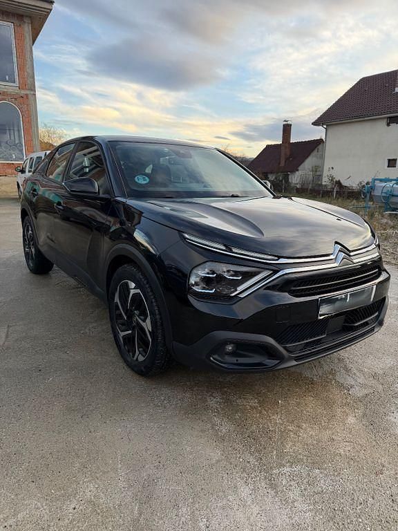 Gebraucht Citroën C4 Feel 110 PS (80 kW) 2022 Schwarz Limousine