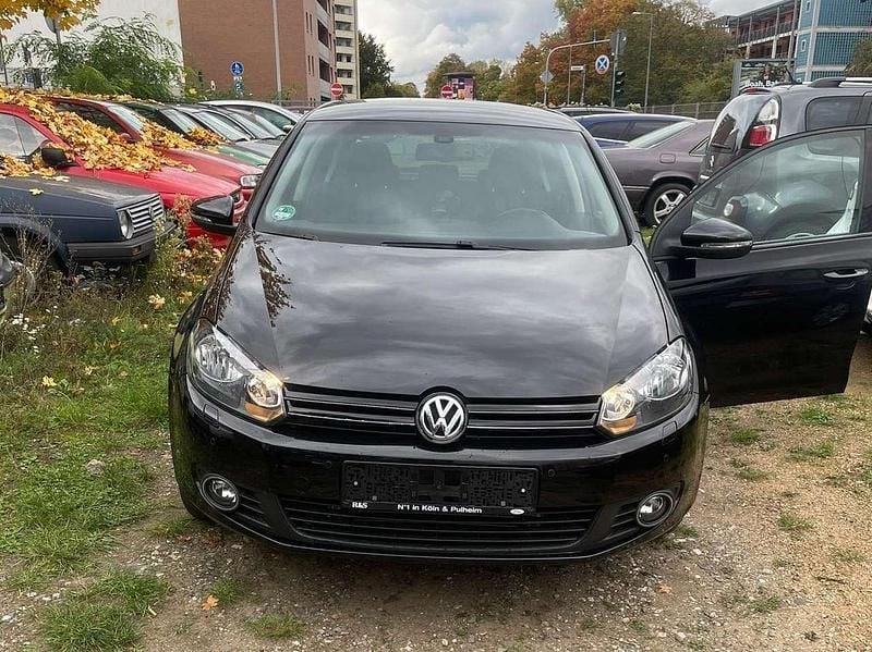 Schwarz Gebraucht 2012 VW Golf VII Match Kleinwagen | 5.800 € (Guter Preis) - Bild 1/4