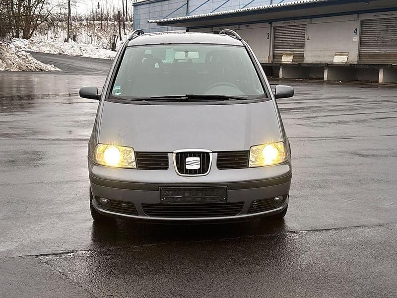 Gebraucht Seat Alhambra Reference 140 PS (102 kW) 2009 Grau Van / Kleinbus