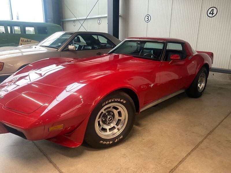 Rot Gebraucht 1979 Corvette C3 Coupé | 24.900 € - Bild 1/4