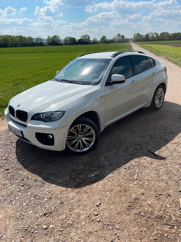Weiß Gebraucht 2013 BMW X6 SUV | 22.750 € (Teuer) - Bild 1/4
