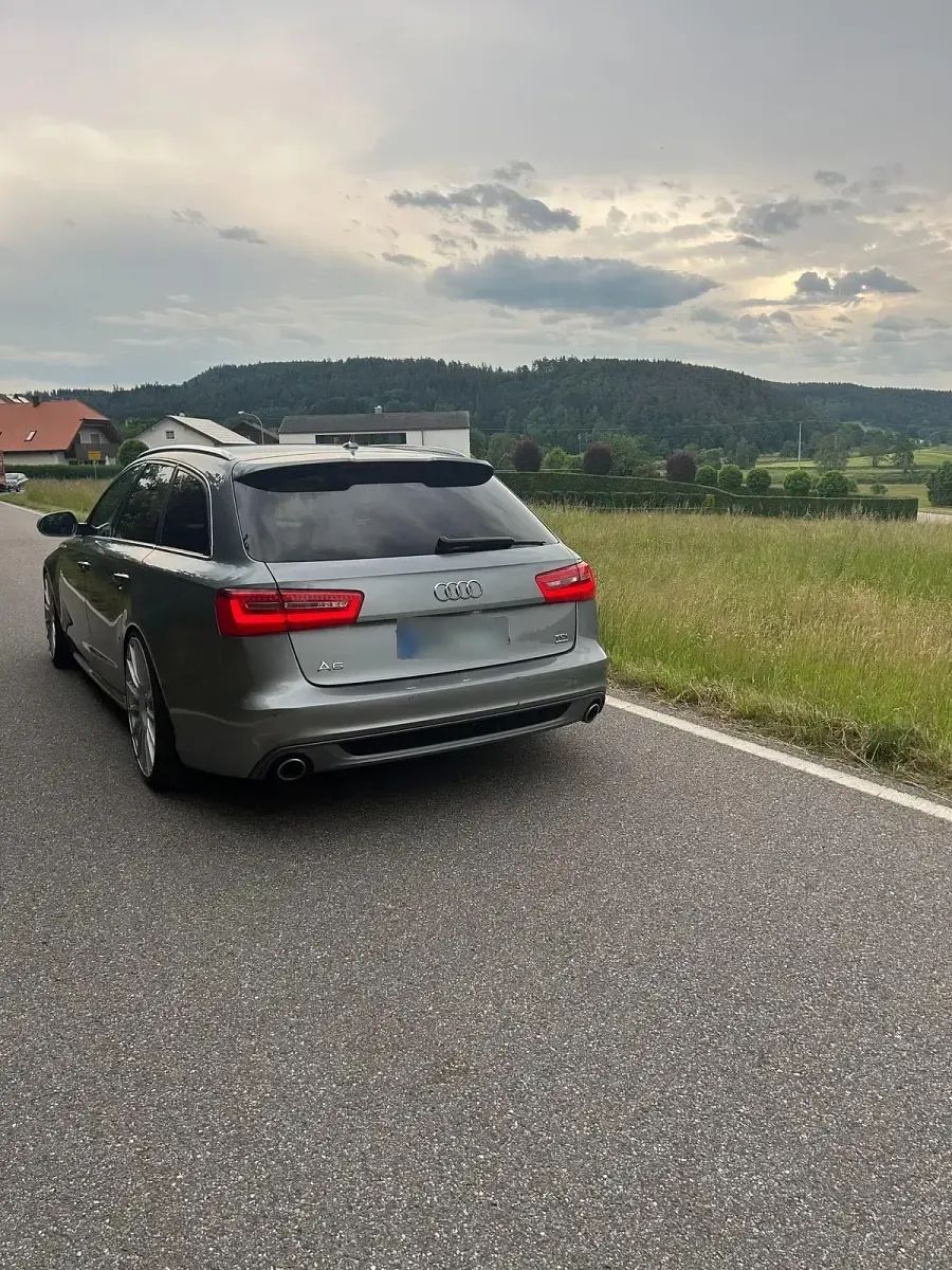 Gebraucht Audi A6 S-Line 204 PS (150 kW) 2012 Silber Kombi