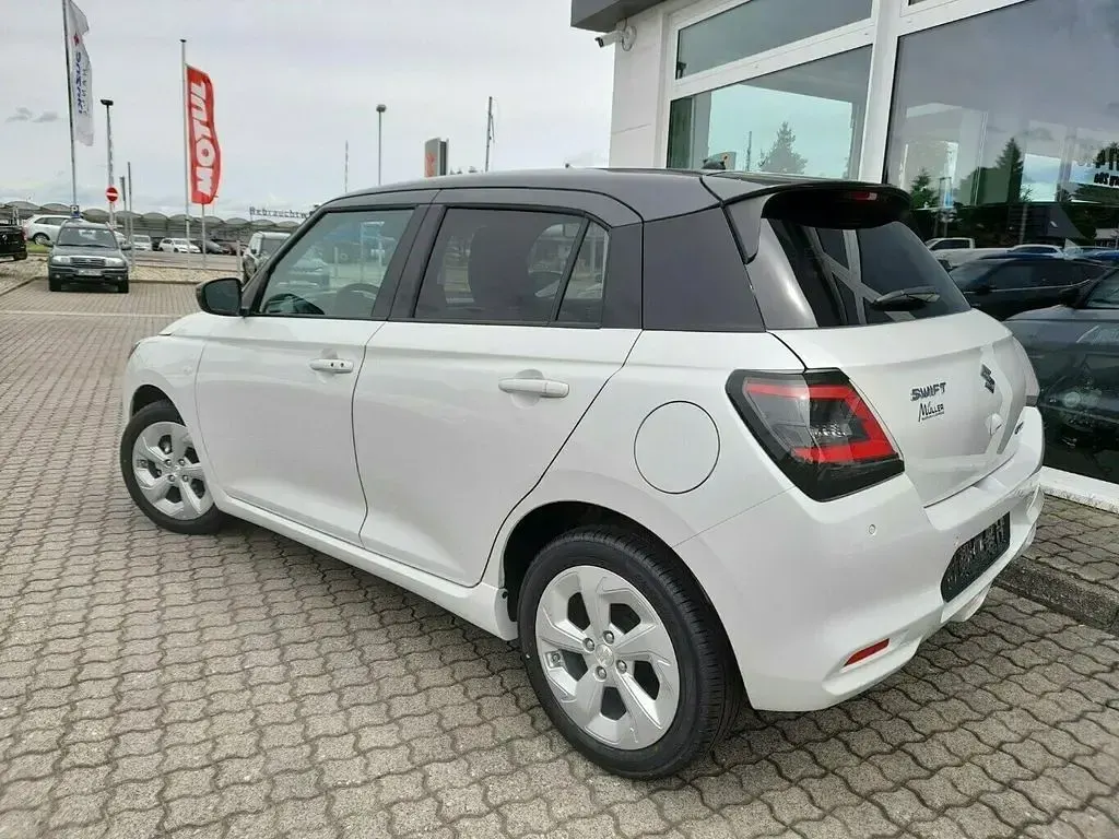 Neu Suzuki Swift Comfort 82 PS (60 kW) 2026 Weiß Kleinwagen