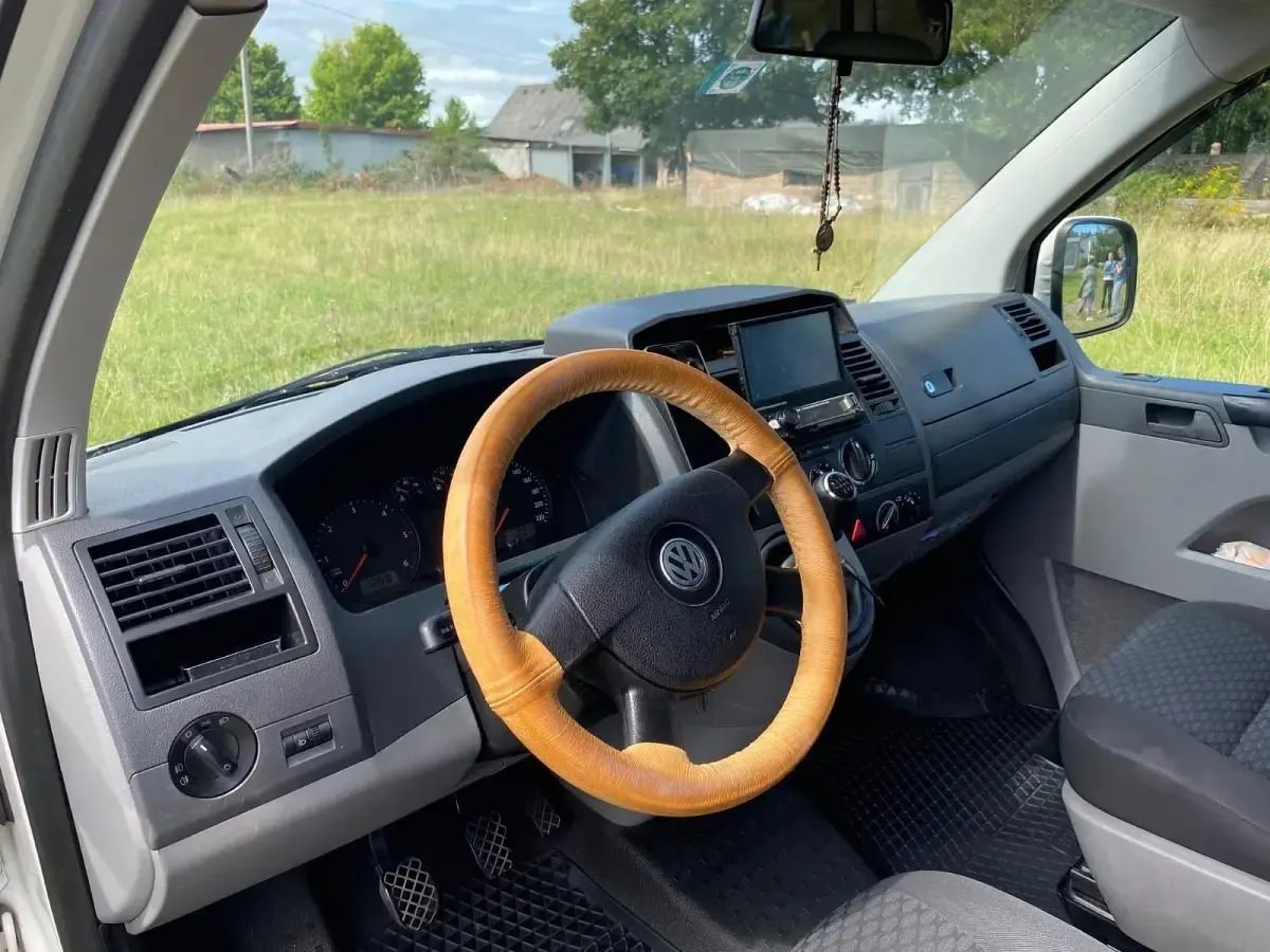 Gebraucht VW T5 131 PS (96 kW) 2009 Van