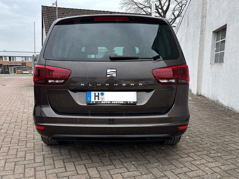 Gebraucht Seat Alhambra Crono Plus 150 PS (110 kW) 2015 Braun Van / Kleinbus