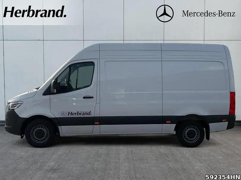 Second-hand Mercedes Sprinter 190 CP (139 kW) 2025 Alb Van