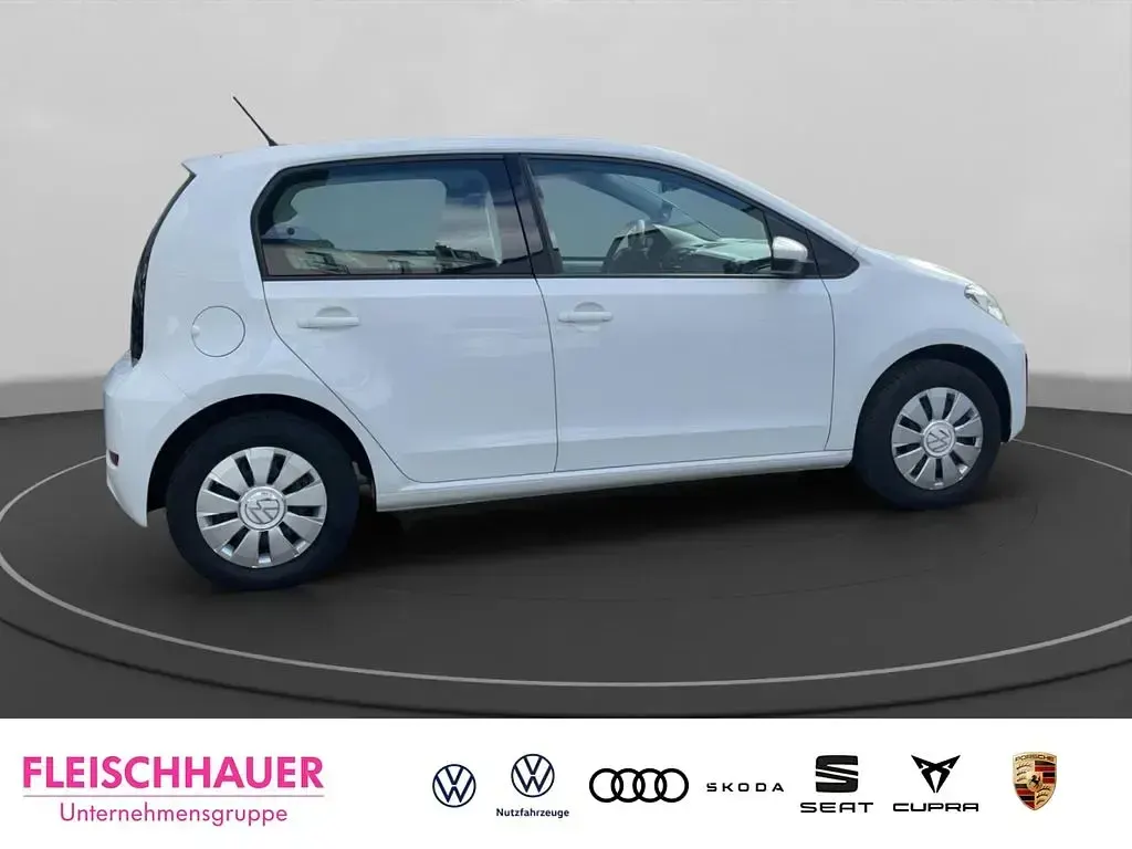 Second-hand VW up! 65 CP (47 kW) 2022 Alb Hatchback