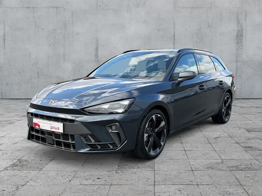 Usata Cupra Leon 150 CV (110 kW) 2025 Grigio Berlina