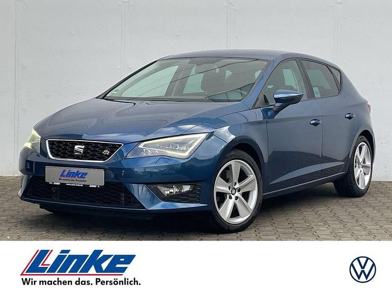 Blau Gebraucht 2013 Seat Leon FR Limousine | 12.990 € (Fairer Preis) - Bild 1/4