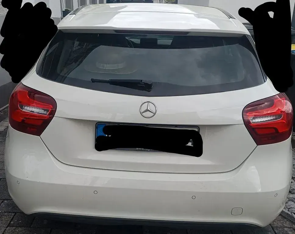 Gebraucht Mercedes A180 109 PS (80 kW) 2017 Weiß Kleinwagen