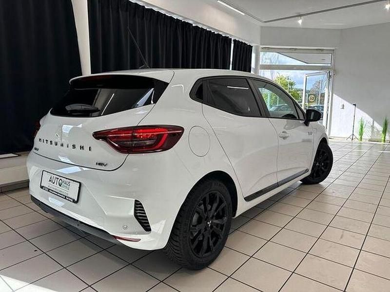 Gebraucht Mitsubishi Colt 143 PS (105 kW) 2024 Weiß Limousine