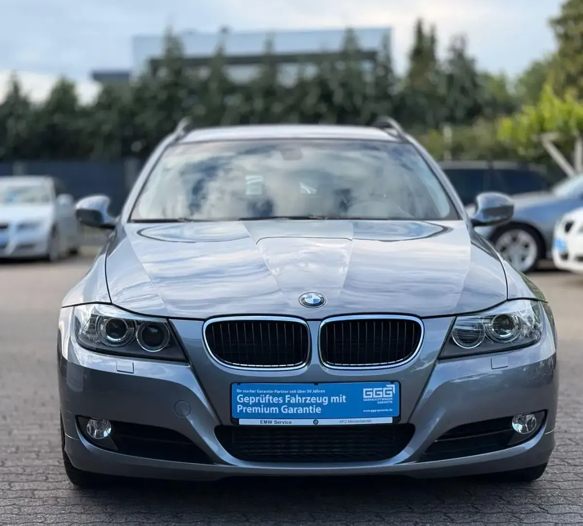 Gebraucht BMW 320 Comfort Edition 177 PS (130 kW) 2009 Grau Kombi