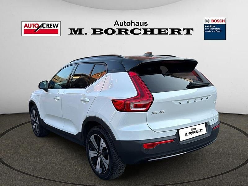 Gebraucht Volvo XC40 Plus 261 PS (191 kW) 2022 Weiß SUV