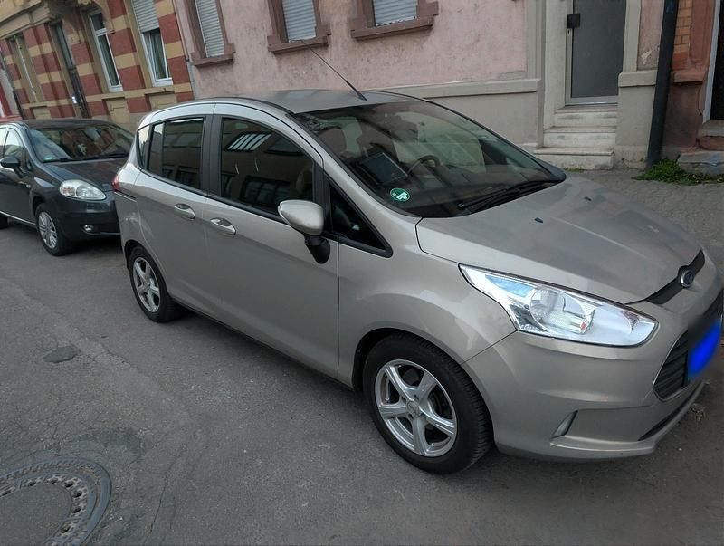 Gebraucht Ford B-MAX 101 PS (74 kW) 2016 Beige Van / Kleinbus