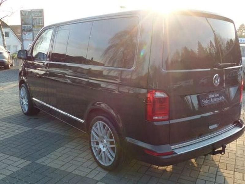 Usado VW Multivan Generation Six 185 HP (136 kW) 2019 Andere Monovolume