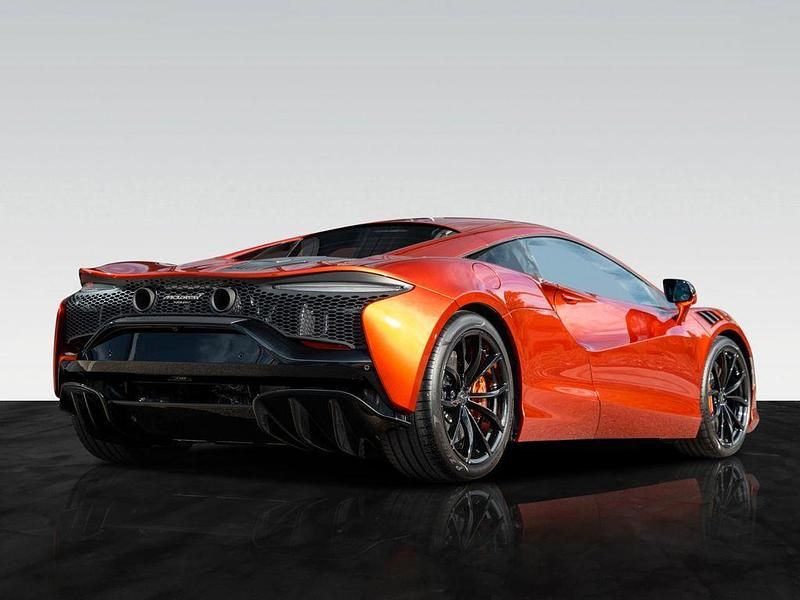 Neu McLaren Artura 700 PS (514 kW) 2025 Orange