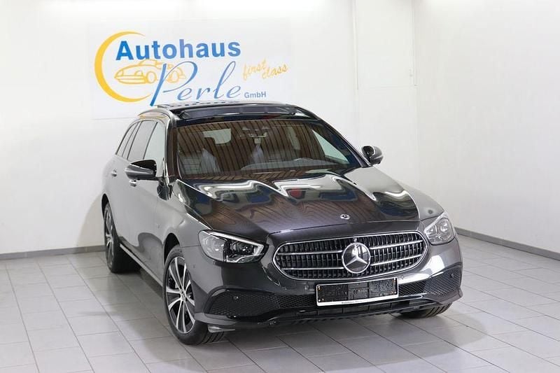 Gebraucht Mercedes E300 306 PS (225 kW) 2021 Grau Limousine