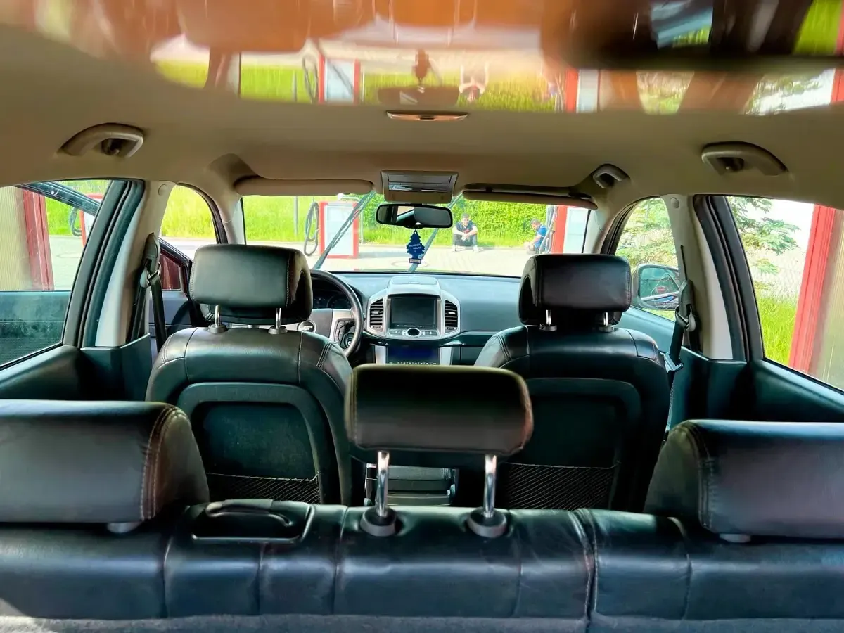 Gebraucht Chevrolet Captiva 169 PS (124 kW) 2011 Rot SUV