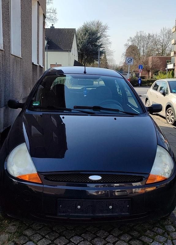 Gebraucht Ford Ka 60 PS (44 kW) 2002 Schwarz Kleinwagen