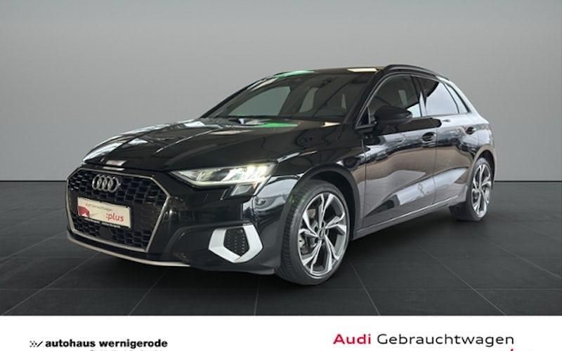 Schwarz Gebraucht 2022 Audi A3 Sportback Advanced Plus Limousine | 27.940 € (Etwas zu teuer) - Bild 1/4