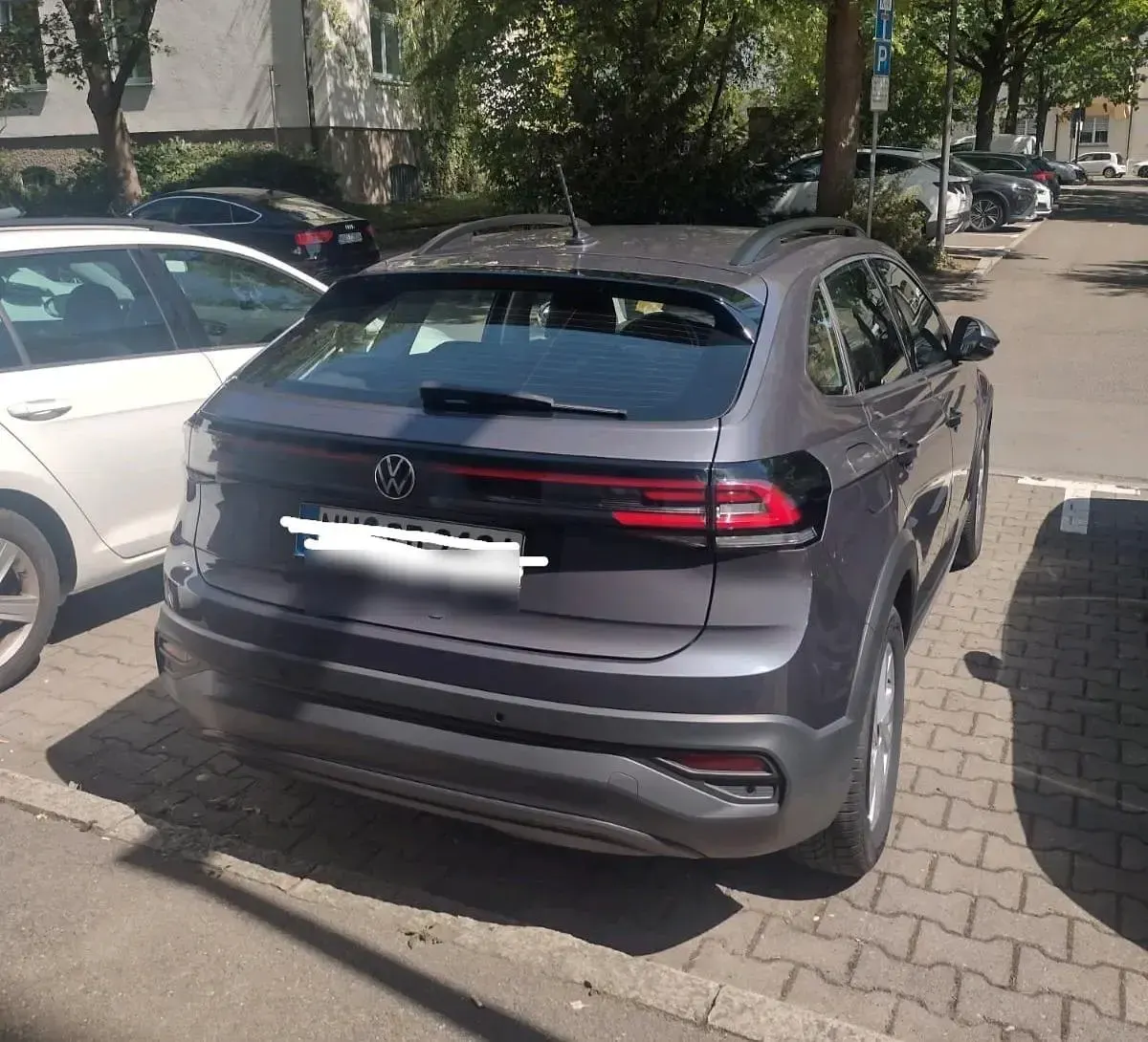 Gebraucht VW Taigo Life 99 PS (72 kW) 2023 Grau SUV