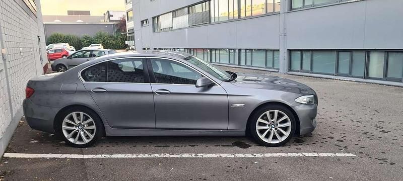 Second-hand BMW 525 218 CP (160 kW) 2012 Berlinǎ