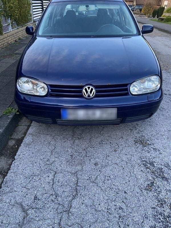 Gebraucht VW Golf IV 101 PS (74 kW) 2003 Blau Kleinwagen