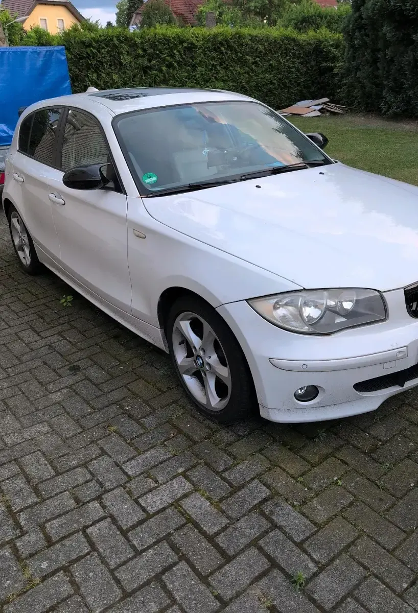Gebraucht BMW 120 150 PS (110 kW) 2006 Weiß Kleinwagen