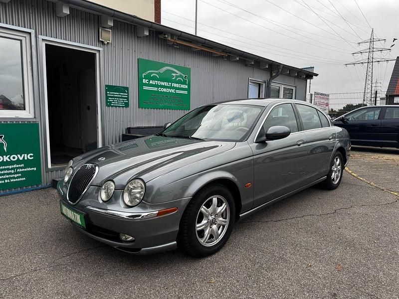 Grau Gebraucht 2003 Jaguar S-Type Executive Limousine | 4.990 € (Fairer Preis) - Bild 1/4