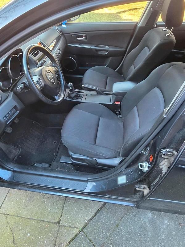 Gebraucht Mazda 3 106 PS (77 kW) 2006 Grau Kleinwagen