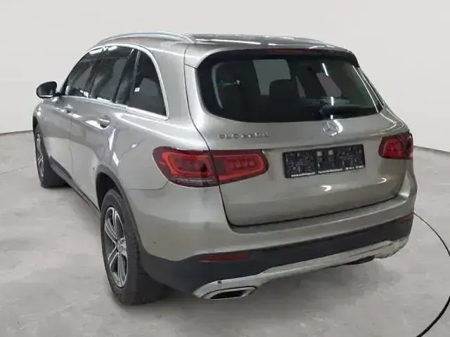 Używany Mercedes GLC220 2021 Andere Sedan/Limuzyna