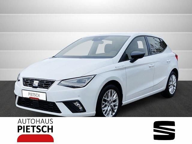 Weiss Gebraucht 2024 Seat Ibiza FR Limousine | 19.960 € (Etwas zu teuer) - Bild 1/4