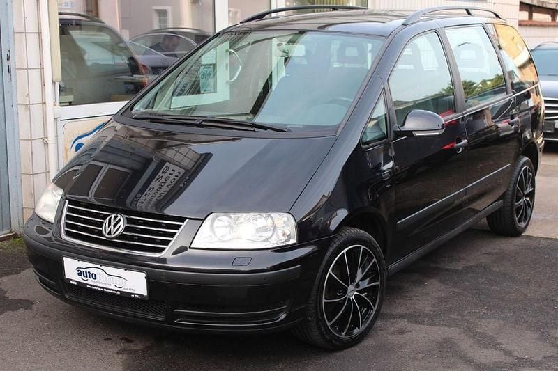Gebraucht VW Sharan Highline 116 PS (85 kW) 2009 Schwarz Van / Kleinbus