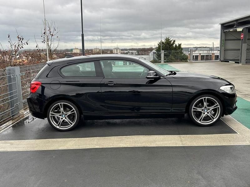 Gebraucht BMW 116 Performance 109 PS (80 kW) 2016 Schwarz Kleinwagen
