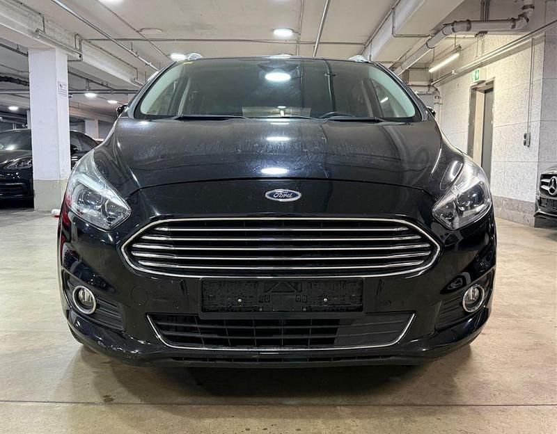 Gebraucht Ford S-MAX Titanium 150 PS (110 kW) 2016 Schwarz Van / Kleinbus