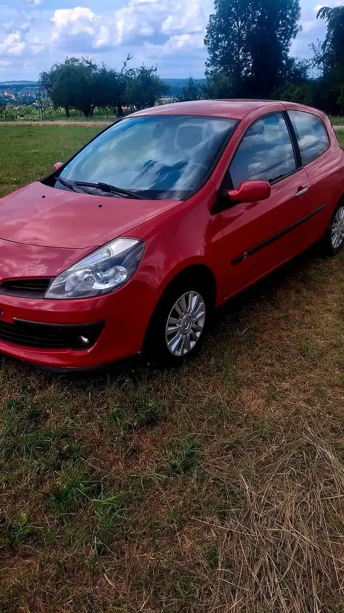 Gebraucht Renault Clio 107 PS (78 kW) 2006 Rot Kleinwagen