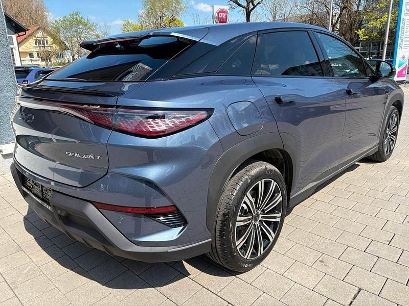 Ny BYD Sealion 7 Comfort 230 kW (313 HK) 2026 Grå SUV