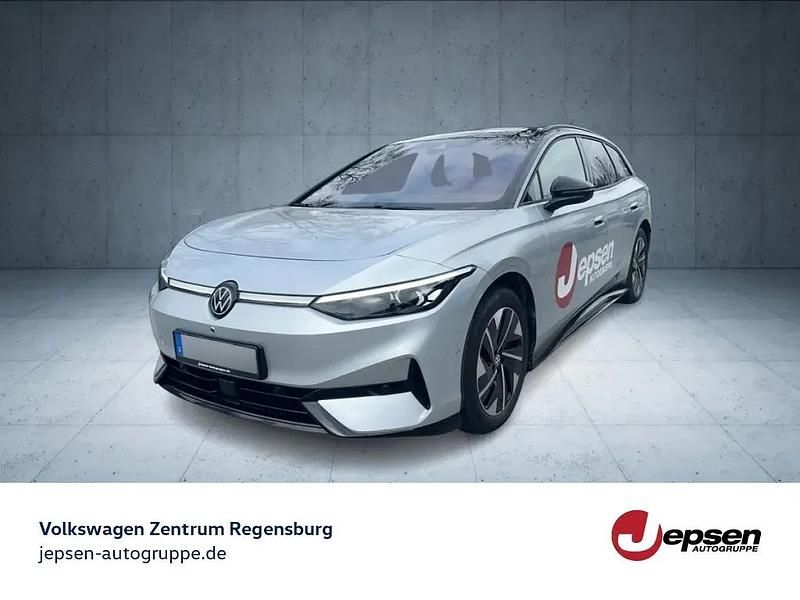 Scale silver metallic Gebraucht 2024 VW ID.7 Pro Limousine | 57.770 € - Bild 1/4