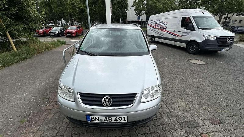Gebraucht 2006 VW Touran Highline Van / Kleinbus | 1.950 € (Fairer Preis) - Bild 1/4