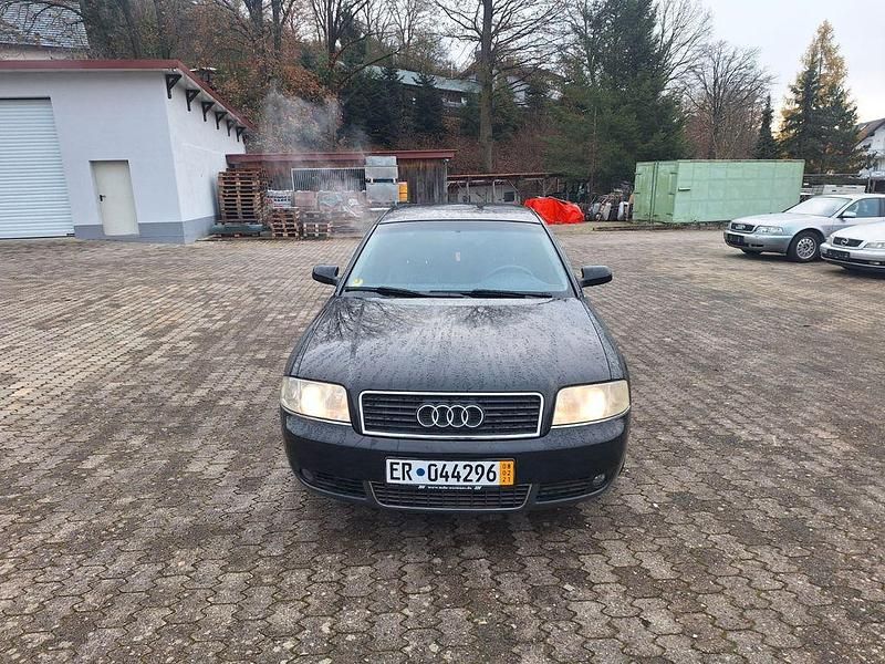 Gebraucht Audi A6 131 PS (96 kW) 2002 Schwarz Limousine