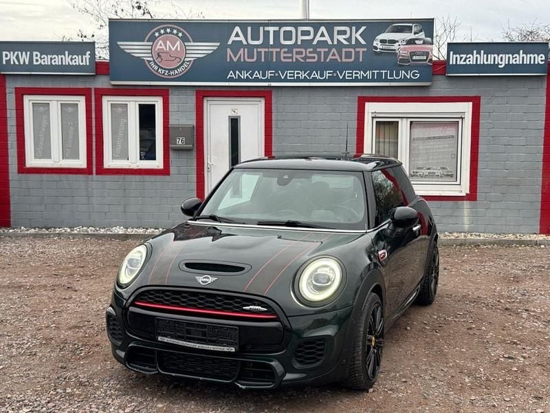 Gebraucht Mini John Cooper Works 231 PS (169 kW) 2018 Grün Kleinwagen