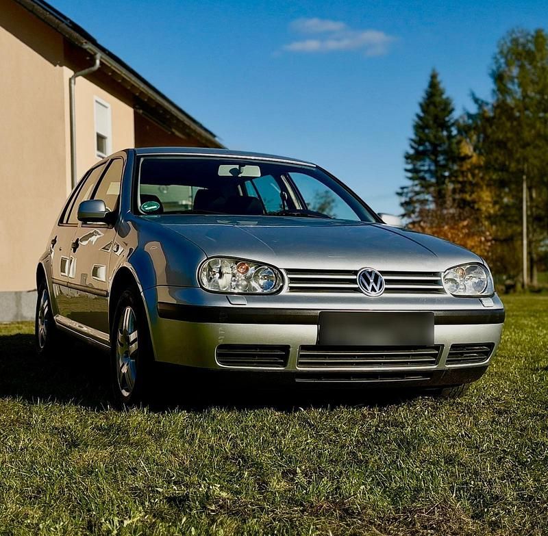 Gebraucht VW Golf IV 75 PS (55 kW) 2002 Silber Kleinwagen