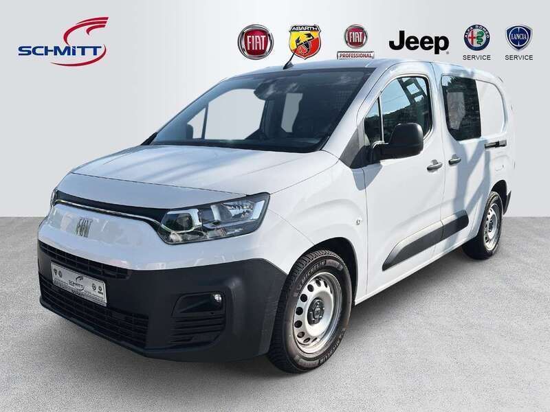 Gelato weiss Gebraucht 2023 Fiat Doblò Van / Kleinbus | 16.990 € - Bild 1/4