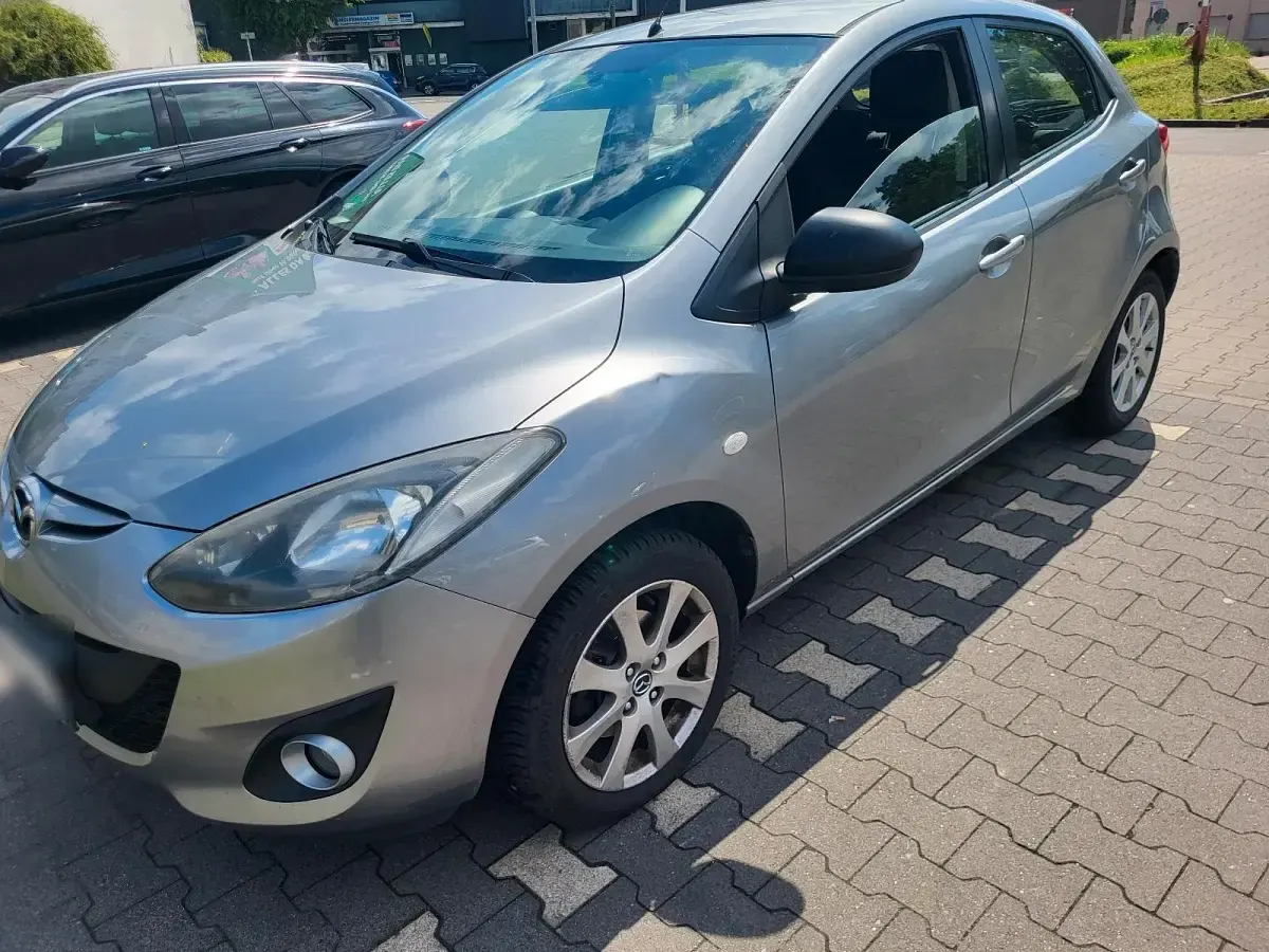 Brugt Mazda 2 86 HK (63 kW) 2013 Grå Hatchback
