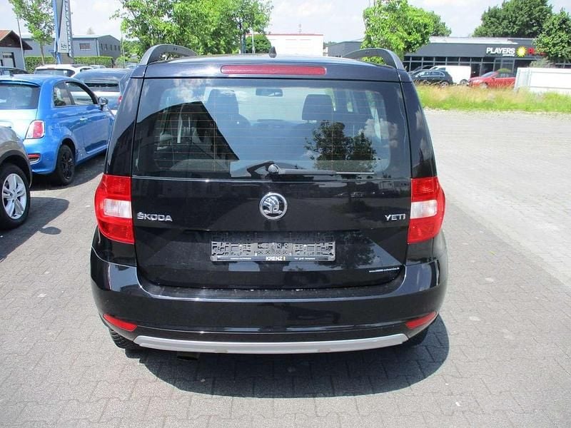 Używany Skoda Yeti 110 KM (80 kW) 2016 Czarny SUV