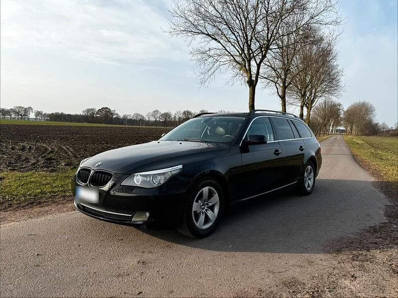 Gebraucht BMW 525 218 PS (160 kW) 2008 Schwarz Kombi