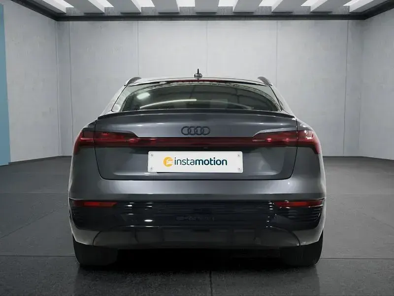 Gebraucht Audi Q8 e-tron 300 kW (408 PS) 2024 Grau SUV