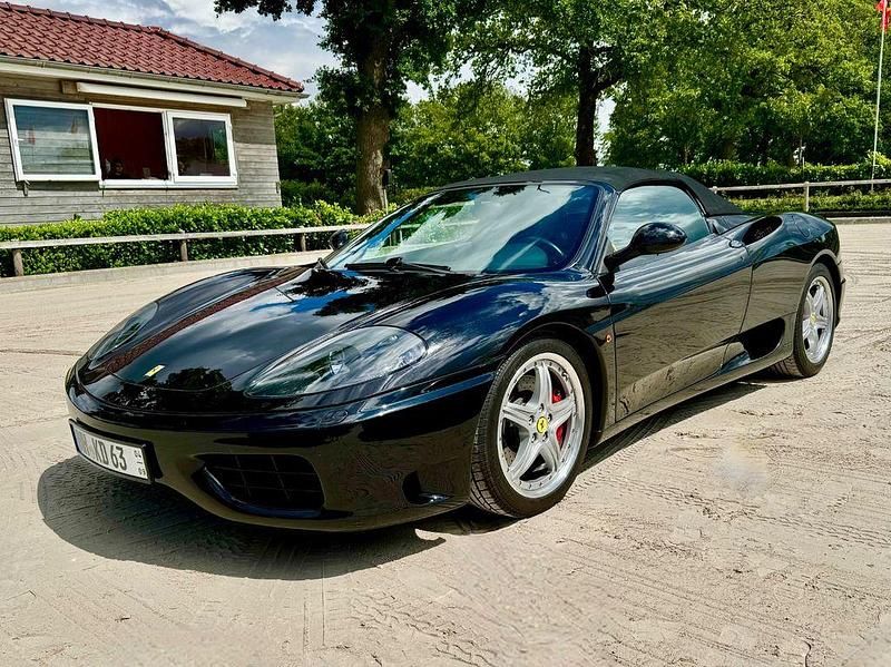 Second-hand Ferrari 360 400 CP (294 kW) 2004 Negru Cabrio
