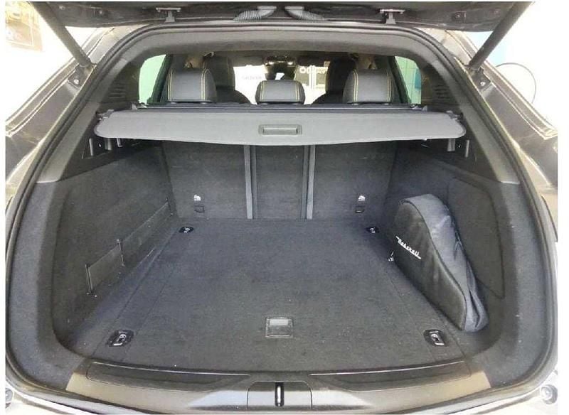 Gebraucht Maserati Grecale 330 PS (242 kW) 2022 Grau SUV